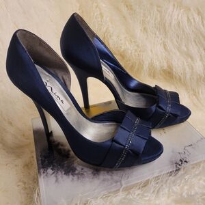Nina Women's Satin Navy Blue Heels Sz 8